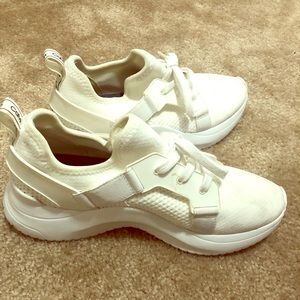 Worn only one time ✅ accept offers